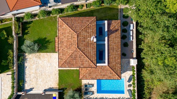 Obiteljska Villa Di s bazenom