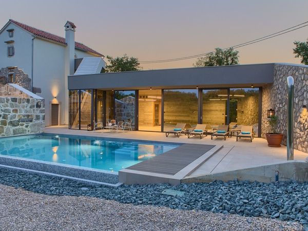 Atemberaubende Luxuriöse Jerini Estate ist ideal für Entspannung