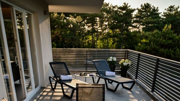 Modern apartment Lacrima 4 in villa with a pool on Krk