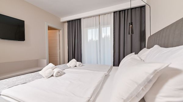 Modern apartment Lacrima 4 in villa with a pool on Krk