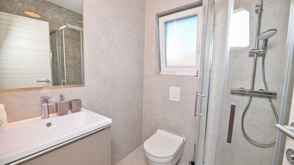 Modern apartment Lacrima 4 in villa with a pool on Krk