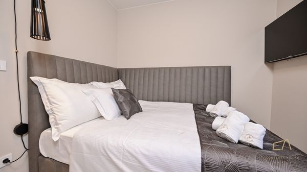 Luxus Apartment Lacrima 5 mit Pool und Meerblick