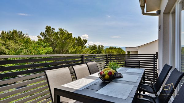Luxus Apartment Lacrima 5 mit Pool und Meerblick