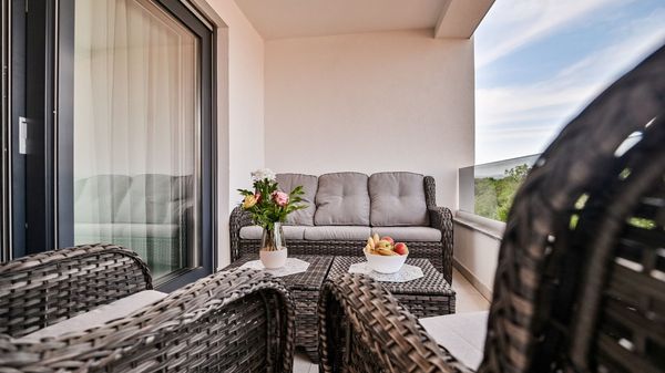 Moderan apartman Nina s pogledom na more
