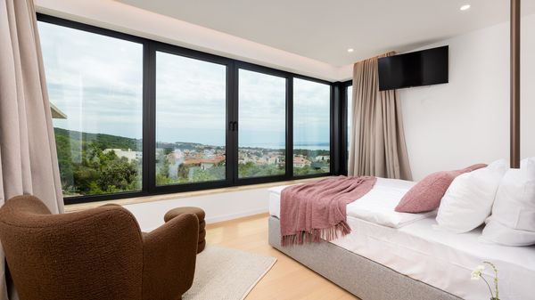 Luksuzna Villa 45 – Moderna oaza između prirode i dizajna
