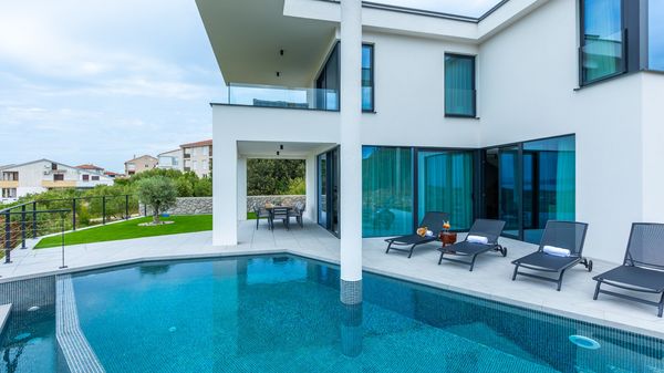 Luksuzna Villa 45 – Moderna oaza između prirode i dizajna