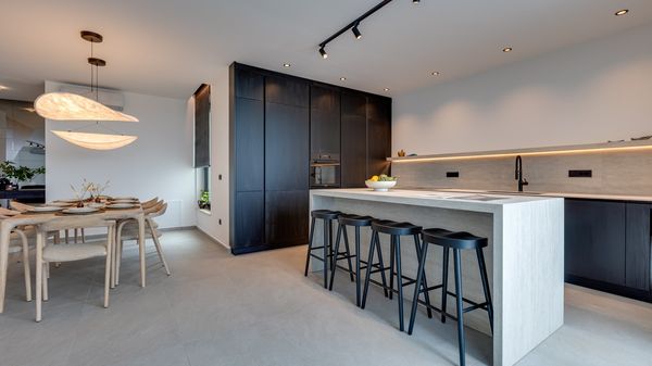 Luksuzna Villa 45 – Moderna oaza između prirode i dizajna