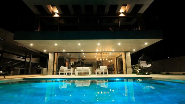 Luxury Villa Lorkia