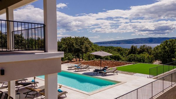 Luxury Villa Seven 4 with a beautiful sea view and private pool