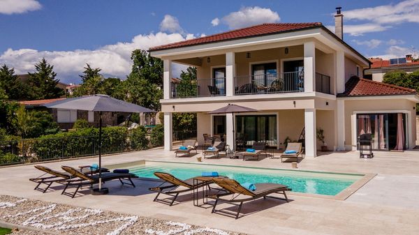 Luxury Villa Seven 4 with a beautiful sea view and private pool