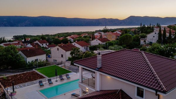 Luxury Villa Seven 4 with a beautiful sea view and private pool