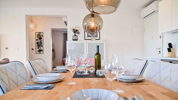Modernes Adora Apartment mit wunderschönem Meerblick