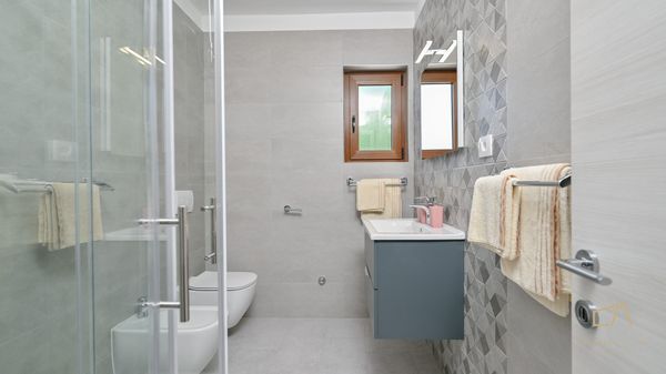 Modernes Apartment Ana