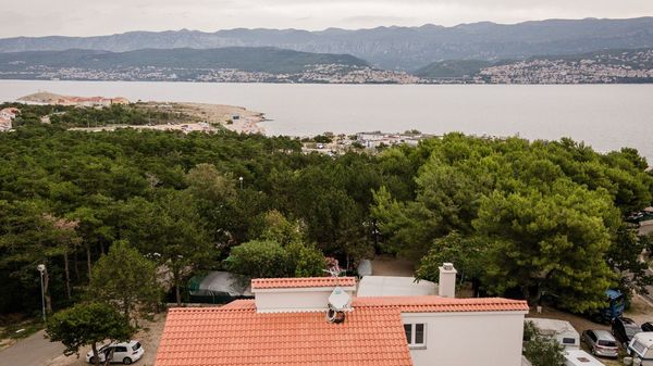 Modern apartment Lacrima 1 with breakfast in villa with a pool on Krk.
