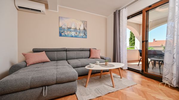Modernes Apartment Lara