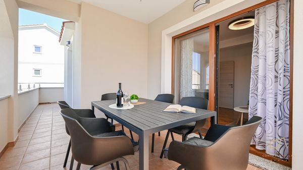 Modernes Apartment Lara