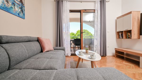 Modernes Apartment Lara