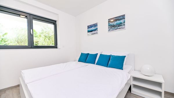 Modern Flori Apartment