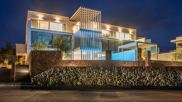 Modern Flori Apartment