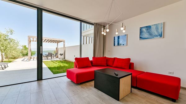 Modern Flori Apartment