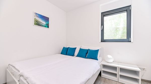 Modern Flori Apartment
