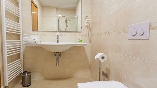 Luksuzni apartman Tunera 1 u vili uz plažu na Krku