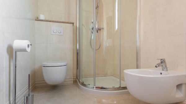 Luksuzni apartman Tunera 1 u vili uz plažu na Krku
