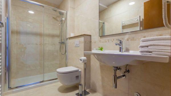 Luksuzni apartman Tunera 1 u vili uz plažu na Krku