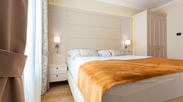 Elegant luxury apartment Tunera 2 in a villa with a pool on Krk