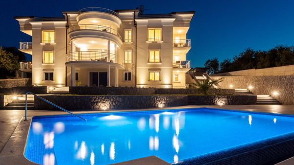 Modern luxury apartment Tunera 3 in a villa by the sea on Krk