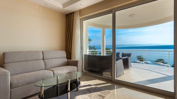 Luxus-Ferienwohnung Tunera 5 am Meer, mit Aussicht, auf Krk