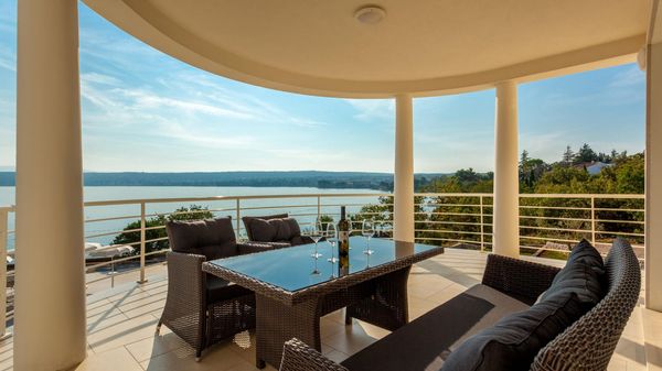 Luxus-Ferienwohnung Tunera 5 am Meer, mit Aussicht, auf Krk