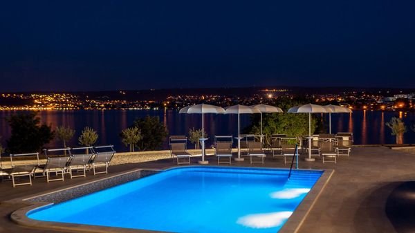 Luxus-Ferienwohnung Tunera 5 am Meer, mit Aussicht, auf Krk
