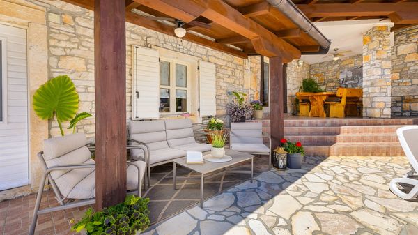 Villa Antoli is an ideal holiday home with pool for families