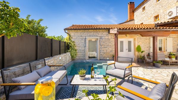 Villa Antoli is an ideal holiday home with pool for families