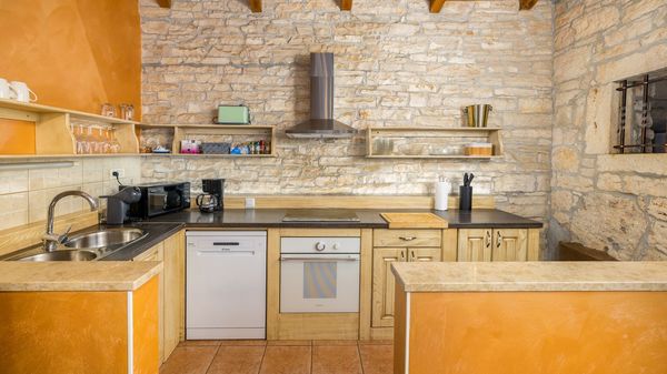 Villa Antoli is an ideal holiday home with pool for families