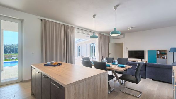 Villa Aura - modern one-storey villa with private pool near Pula
