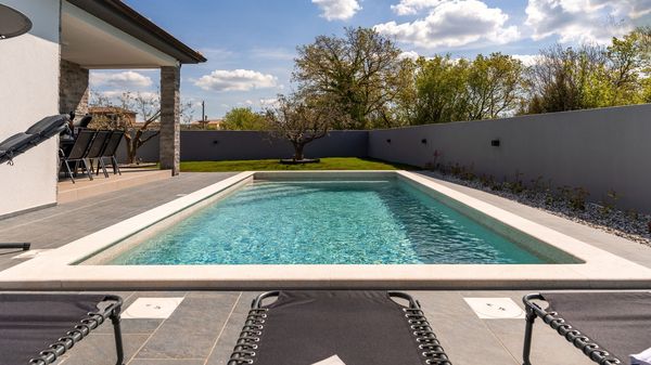 Villa Barbara – A Tranquil Holiday Villa with Pool & Garden