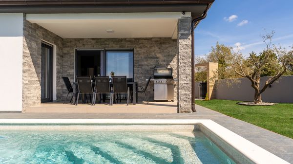 Villa Barbara – A Tranquil Holiday Villa with Pool & Garden