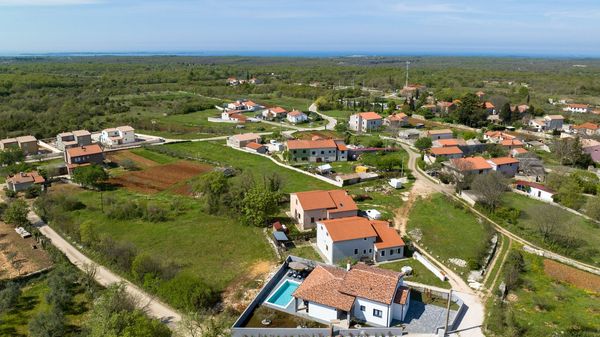 Villa Barbara – A Tranquil Holiday Villa with Pool & Garden