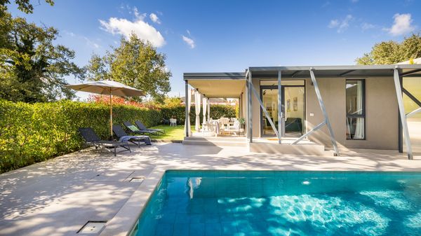 Villa Barcolana - charming cozy villa with private pool near Porec