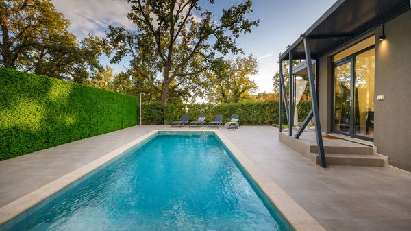 Villa Barcolana - charming cozy villa with private pool near Porec