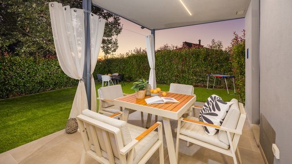Villa Barcolana - charming cozy villa with private pool near Porec