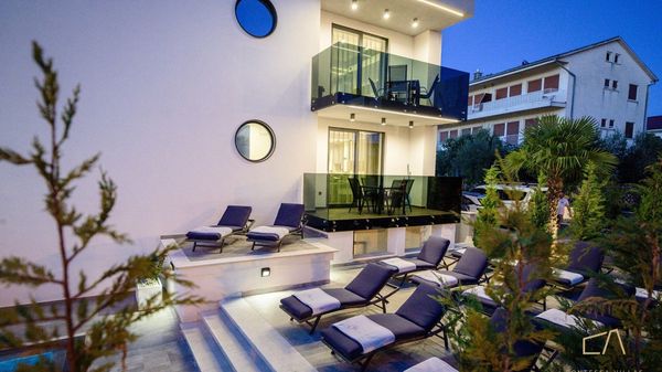 Stylish studio apartment S2 in Villa Curiera with a pool on Krk