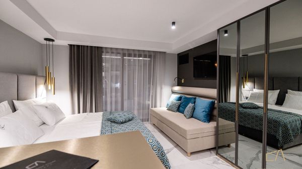 Elegantan studio apartman S7 s pogledom na bazen u Villi Curiera na Krku