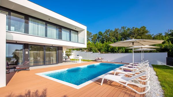 Villa Eleven - Veličanstvena luksuzna vila samo nekoliko minuta vožnje od Rovinja i njegovih plaža