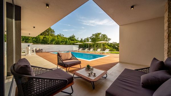 Villa Eleven - Veličanstvena luksuzna vila samo nekoliko minuta vožnje od Rovinja i njegovih plaža