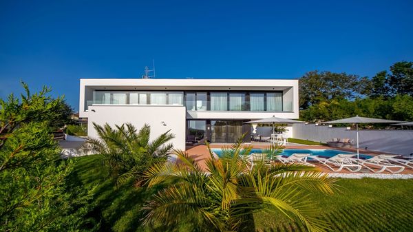 Villa Eleven - Veličanstvena luksuzna vila samo nekoliko minuta vožnje od Rovinja i njegovih plaža