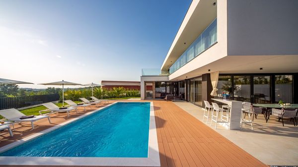 Villa Eleven - Veličanstvena luksuzna vila samo nekoliko minuta vožnje od Rovinja i njegovih plaža