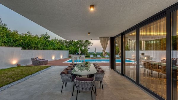 Villa Eleven - Veličanstvena luksuzna vila samo nekoliko minuta vožnje od Rovinja i njegovih plaža